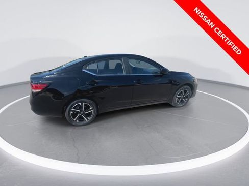 Certified 2025 Nissan Sentra SV image 9