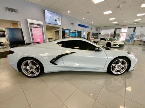 Used 2023 Chevrolet Corvette Stingray Coupe w/ Z51 Performance Package image 6