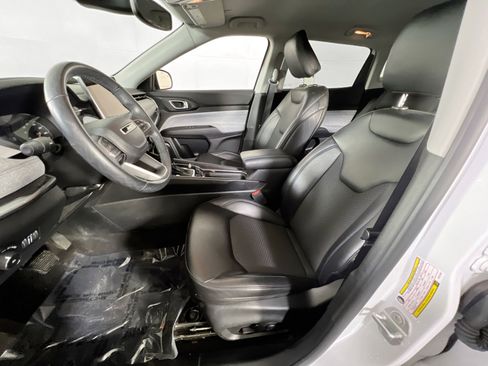 Used 2022 Jeep Compass Latitude w/ Convenience Group image 20