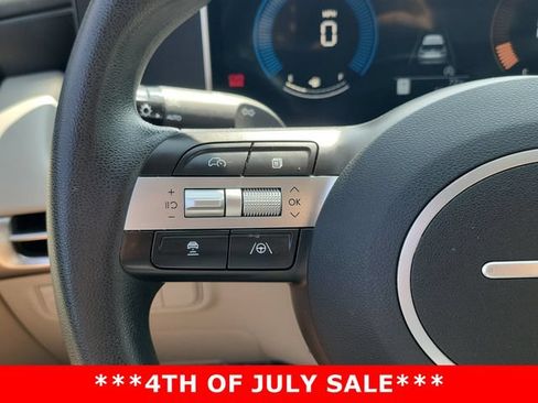 Used 2025 Hyundai Tucson SEL FWD image 7