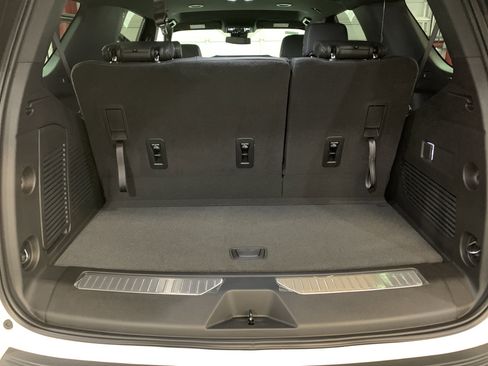 New 2026 Chevrolet Tahoe Z71 image 18