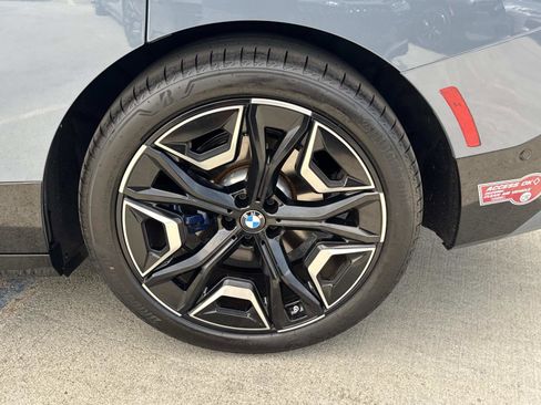 Certified 2023 BMW iX xDrive50 w/ Premium Package AWD/4WD image 6