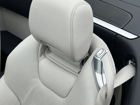 Used 2019 Mercedes-Benz SL 550 SL 550 image 34