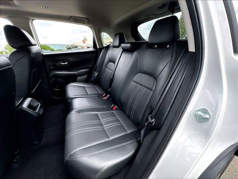 Used 2023 Honda HR-V EX-L image 28