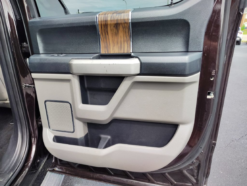 Used 2020 Ford F150 Lariat AWD/4WD image 23