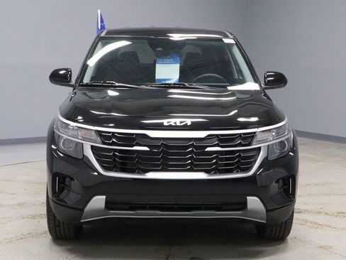 Used 2025 Kia Seltos LX image 5