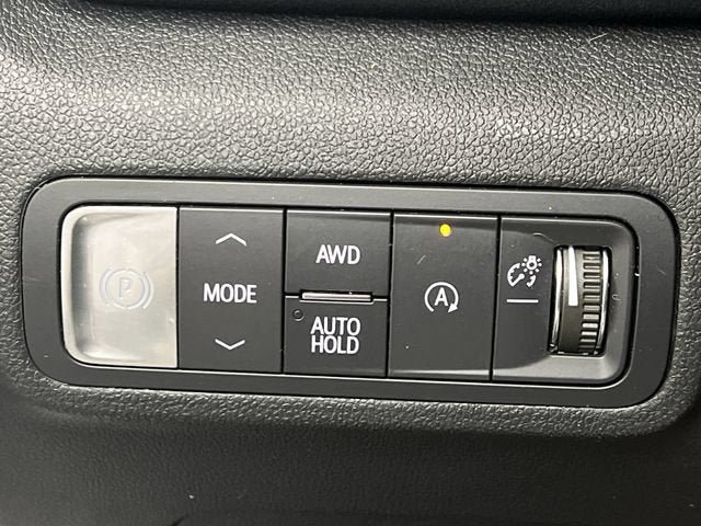 Certified 2026 GMC Terrain AT4 w/ Technology Package II AWD/4WD image 18