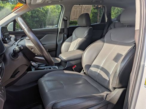 Used 2020 Hyundai Santa Fe Limited FWD image 11