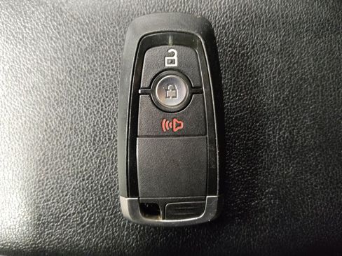 Used 2019 Ford EcoSport SE w/ SE Convenience Package FWD image 32