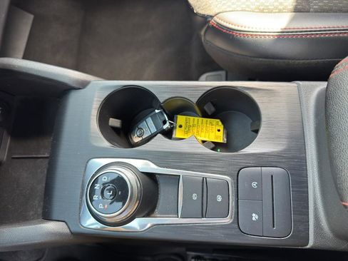 Used 2025 Ford Escape ST-Line FWD image 14