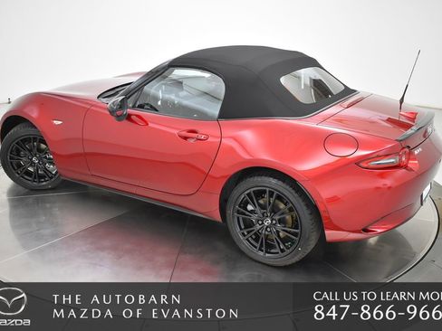 New 2026 MAZDA MX-5 Miata Club w/ Weather Package RWD image 8