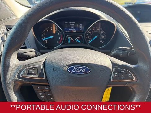 Used 2019 Ford Escape S image 10