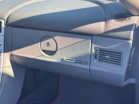 Used 2005 Chrysler Crossfire Limited image 21