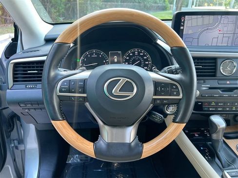 Certified 2022 Lexus RX 350L FWD w/ Premium Package image 13