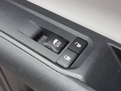 Used 2024 Jeep Compass Limited AWD/4WD image 34