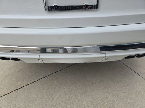 Certified 2023 Lincoln Aviator Black Label w/ Dynamic Handling Package image 20