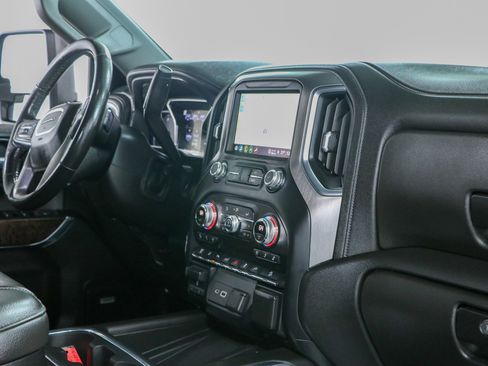 Used 2021 GMC Sierra 2500 Denali w/ Denali Ultimate Package AWD/4WD image 30
