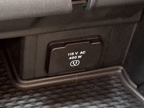 Used 2023 RAM 1500 Laramie AWD/4WD image 25