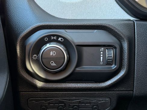 New 2026 Jeep Gladiator Sport AWD/4WD image 23