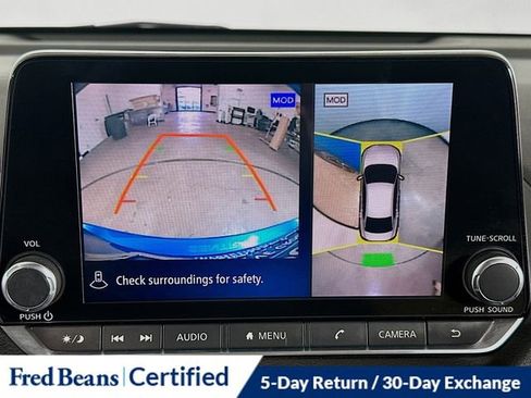 Used 2021 Nissan Sentra SR w/ SR Premium Package image 28