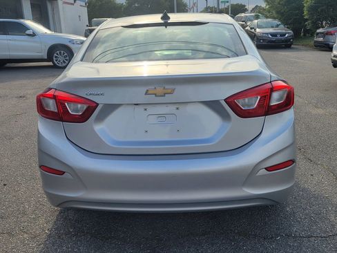 Used 2016 Chevrolet Cruze LS image 4