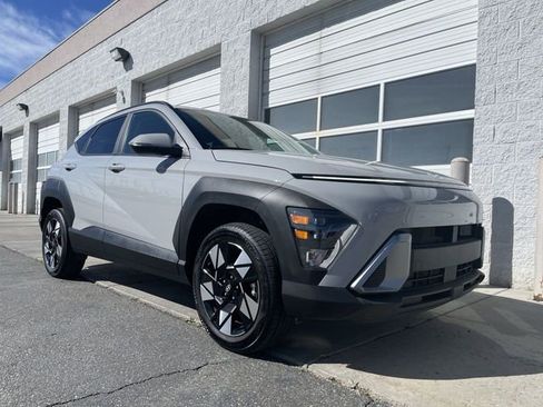 Used 2025 Hyundai Kona SEL image 10