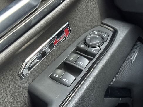 Used 2024 GMC Sierra 1500 AT4 w/ Technology Package image 15