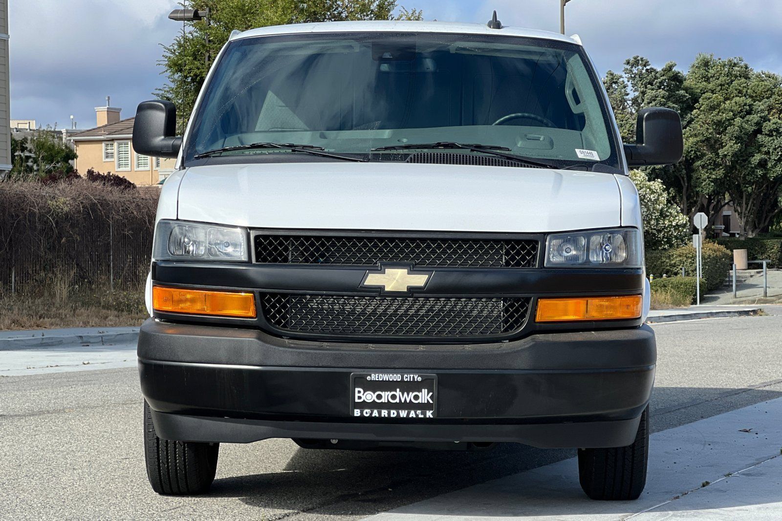Used 2023 Chevrolet Express 3500 Extended w/ Driver Convenience Package RWD image 9