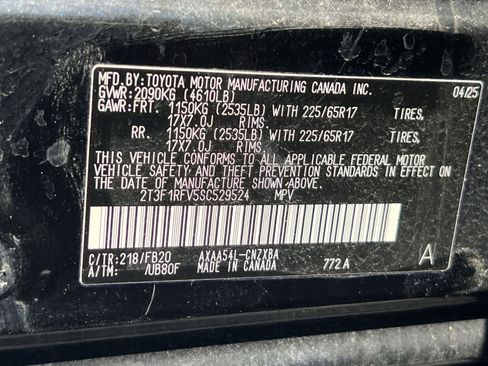Used 2025 Toyota RAV4 LE AWD/4WD image 35