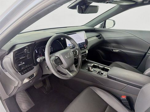 Used 2024 Lexus RX 350 Premium w/ Cold Area Package AWD/4WD image 4