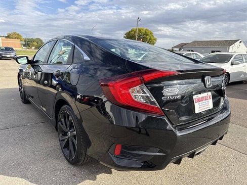 Used 2019 Honda Civic Sport image 5