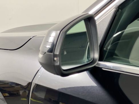 Used 2025 BMW X1 xDrive28i image 10