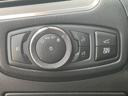 Used 2023 Ford Edge ST w/ Equipment Group 401A AWD/4WD image 33