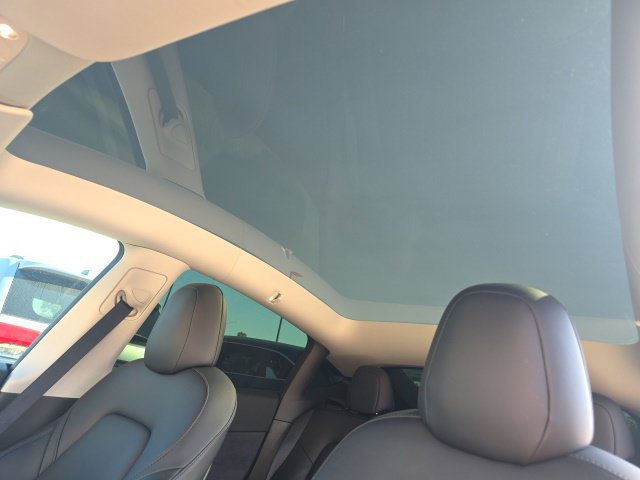 Used 2021 Tesla Model Y Long Range AWD/4WD image 7