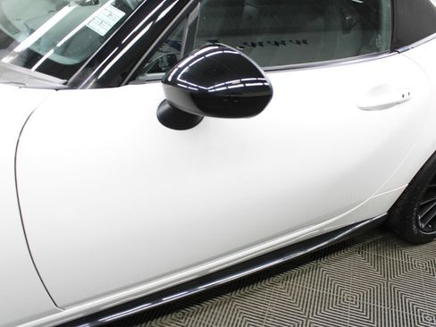 Used 2016 MAZDA MX-5 Miata Club w/ Brembo/BBS Package RWD image 37