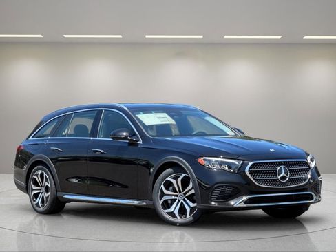 New 2025 Mercedes-Benz E 450 4MATIC All-Terrain Wagon image 2