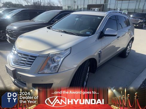 Used 2015 Cadillac SRX Luxury w/ Driver Awareness Package image 1