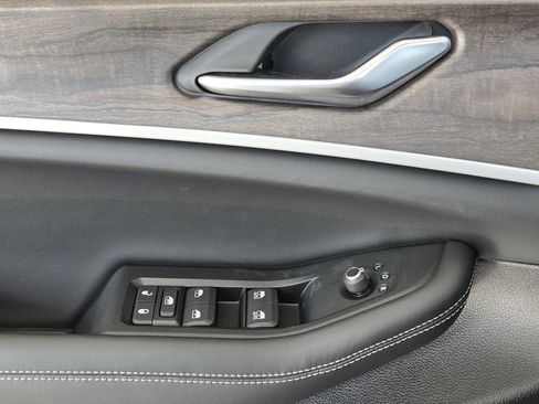 New 2026 Jeep Grand Cherokee Altitude image 17