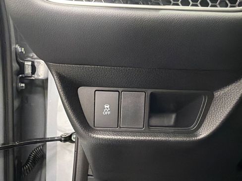 New 2026 Honda HR-V EX-L image 33