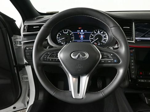 Used 2023 INFINITI QX50 Sport FWD image 2