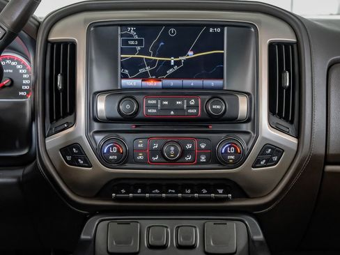 Used 2015 GMC Sierra 2500 Denali w/ Duramax Plus Package AWD/4WD image 25
