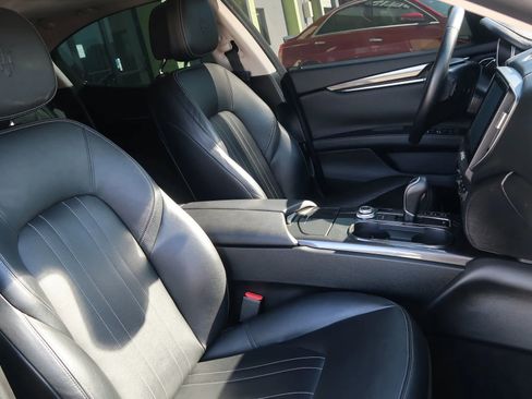 Used 2017 Maserati Ghibli image 28