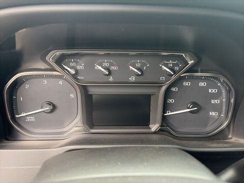 Used 2022 GMC Sierra 2500 AT4 image 13