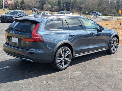 New 2026 Volvo V60 B5 Cross Country Plus w/ Protection Package Premier image 6