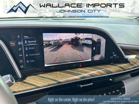Used 2021 Cadillac Escalade Sport Platinum w/ Heavy-Duty Trailer Package AWD/4WD image 26