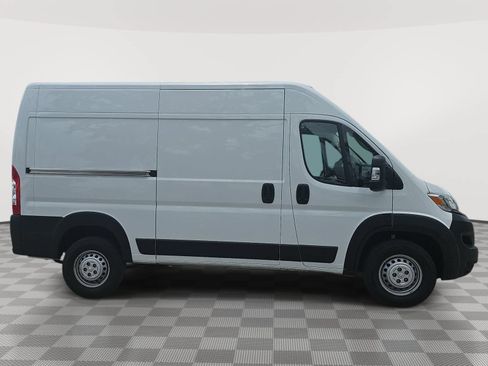 Used 2025 RAM ProMaster 1500 FWD image 9