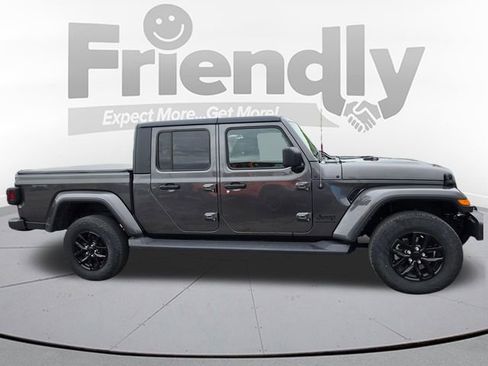 Used 2023 Jeep Gladiator Sport AWD/4WD image 4