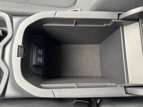 Certified 2022 Toyota RAV4 LE image 18