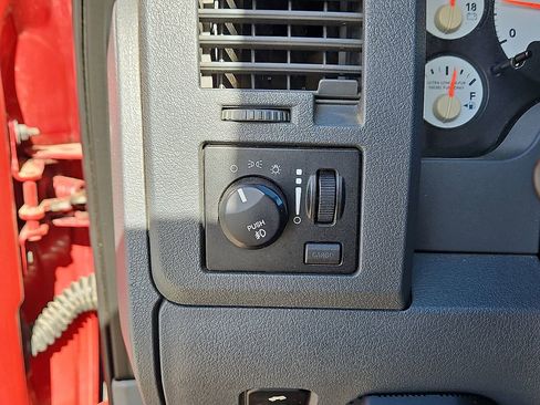 Used 2009 Dodge Ram 2500 Truck SLT w/ Popular Equipment Group image 24