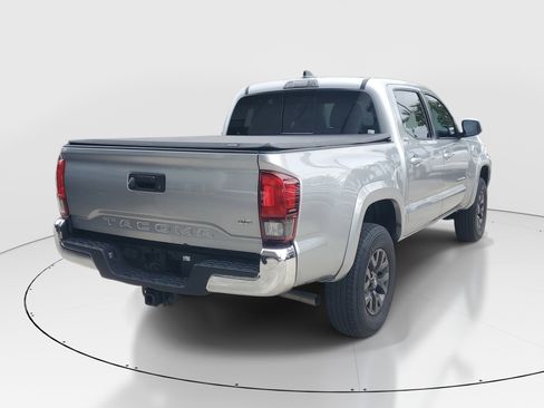 Used 2023 Toyota Tacoma SR5 RWD image 3